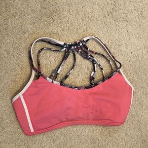 Lululemon free to be bra size 8
